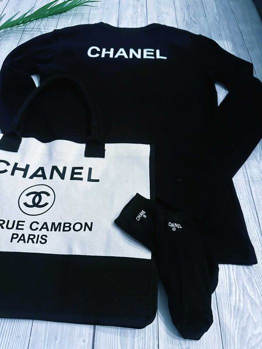 черный теплый реглан Chanel