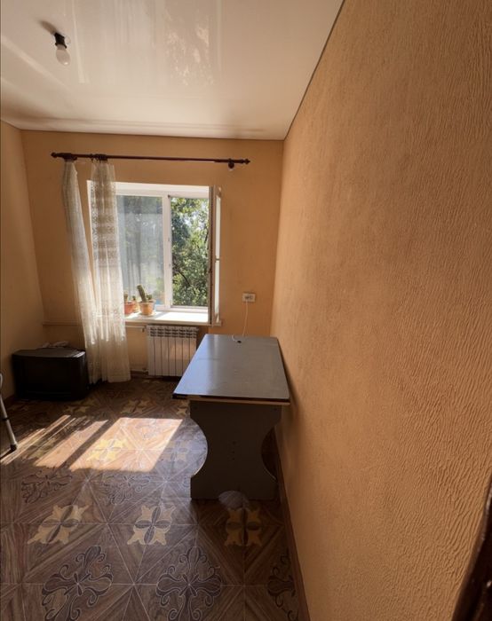 Продам 3к.квартиру. Правый берег Колеусовский пер. В хорошем состоянии