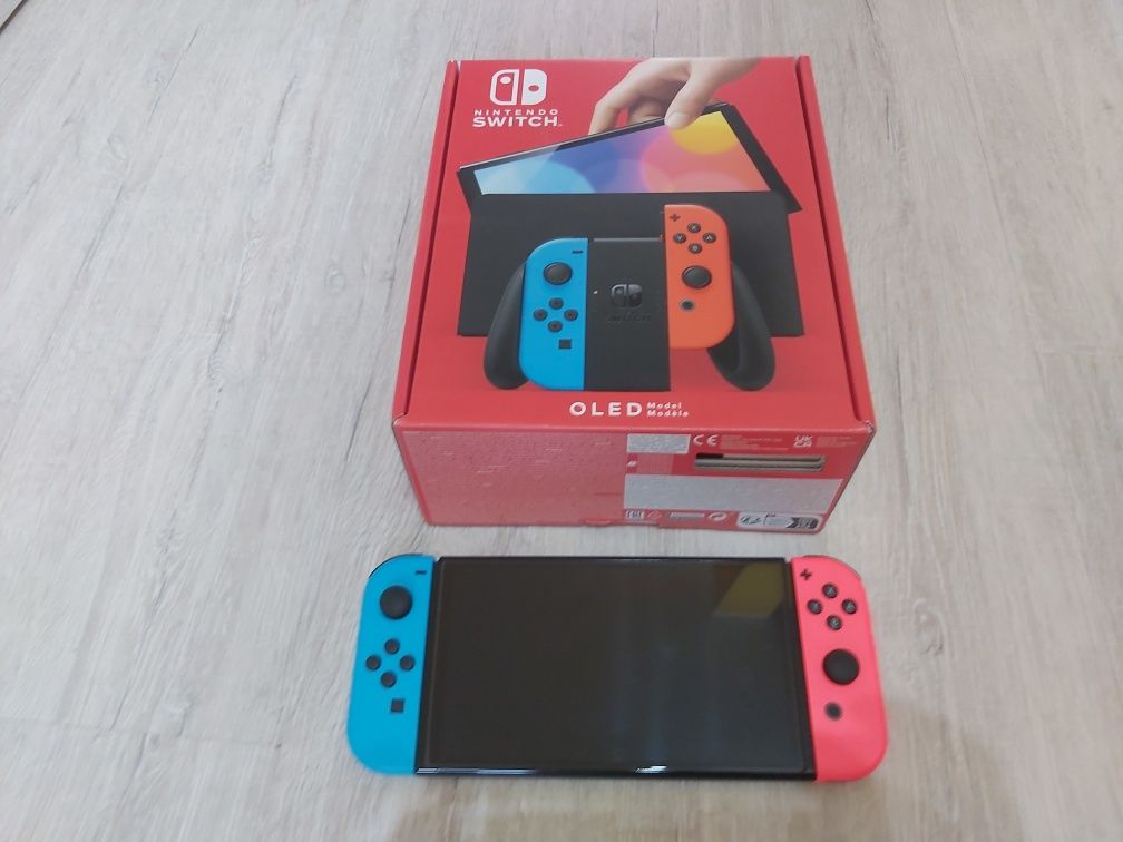 Full zestaw Nintendo Switch Oled