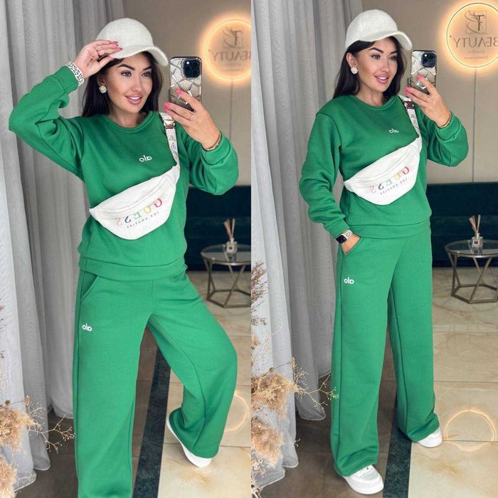 Жіночий костюм теплий на флісі штани прямі і кофта женский модель 1103