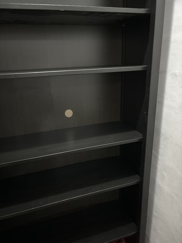 Drewniany regal na ksiazki, biblioteczka Ikea