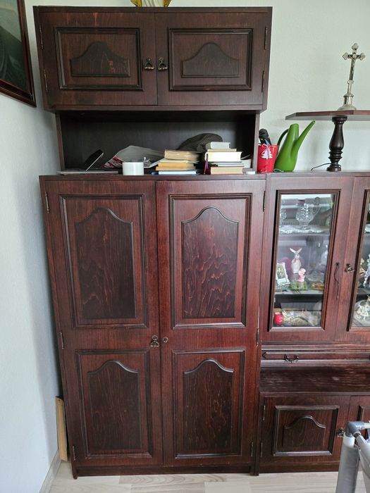 Szafa i meblościanka vintage za darmo do oddania