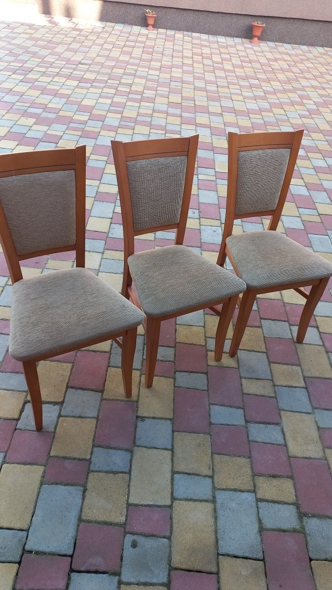 Ясеновий стіл з кріслами