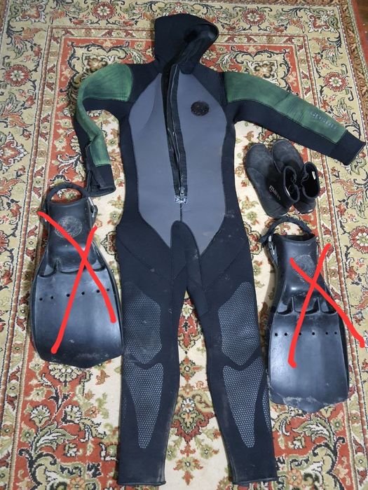 Гідрокостюм Poseidon, неопрен закрита пора 7 мм.  Маска. Боти. Ніж.