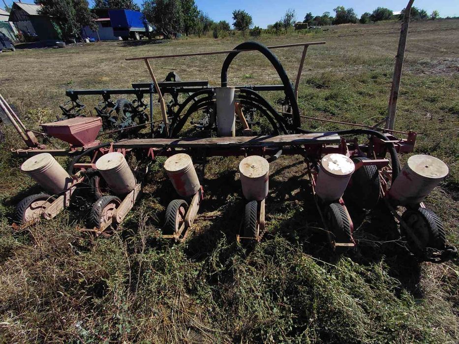 Навісне обладнання для сільхоз техніки
