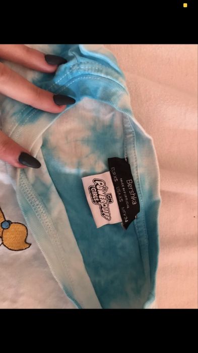 Blusa cropped powerpuffgirls Bershka.