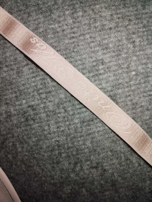 Бюстгалтер з пушап