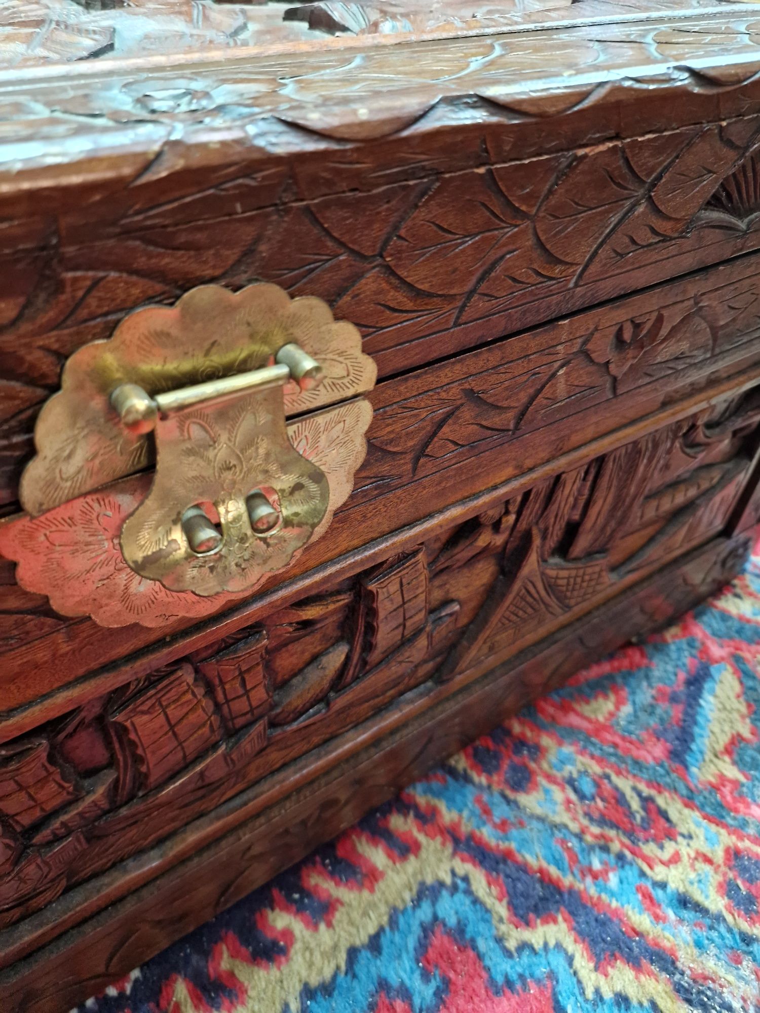 Skrzynia kufer rzeźbiony orientalna 84 cm #591 Antyki Stylowy Węgrów