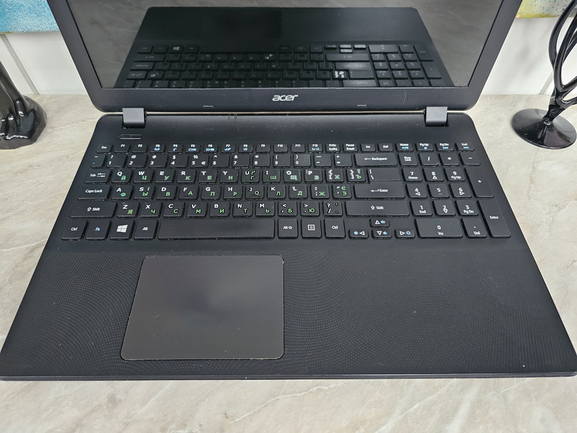 Ноутбук Acer ES1-512