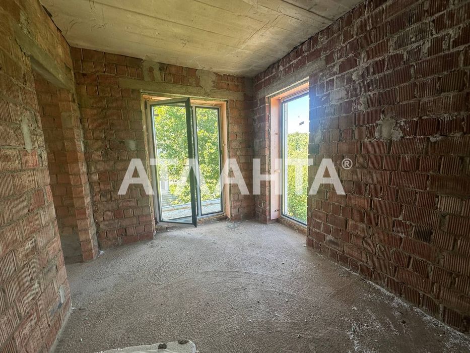 Hi-Tech будинок з панорамними краєвидами (р-н Роша-клуб)