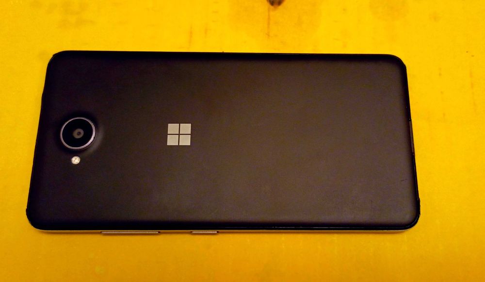 Smartfon Nokia Lumia 650 Dual Sim