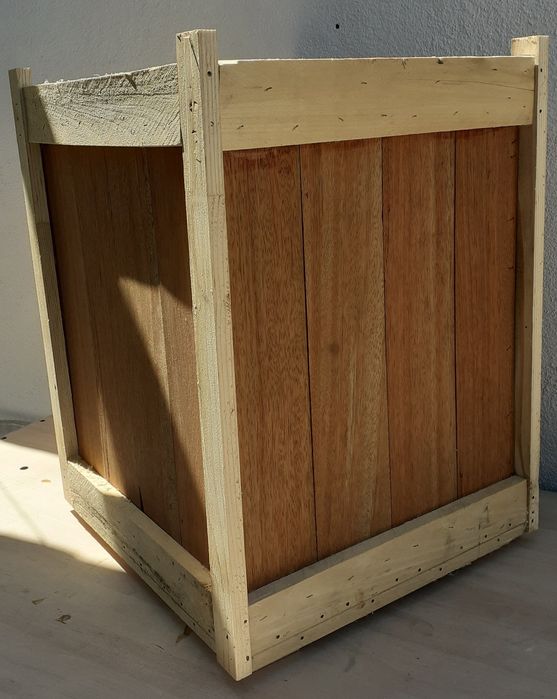 JARDINEIRA VASO mogno e pinho