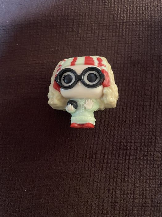 Киндер Джой серія Гарі Потер Sibilla Cooman