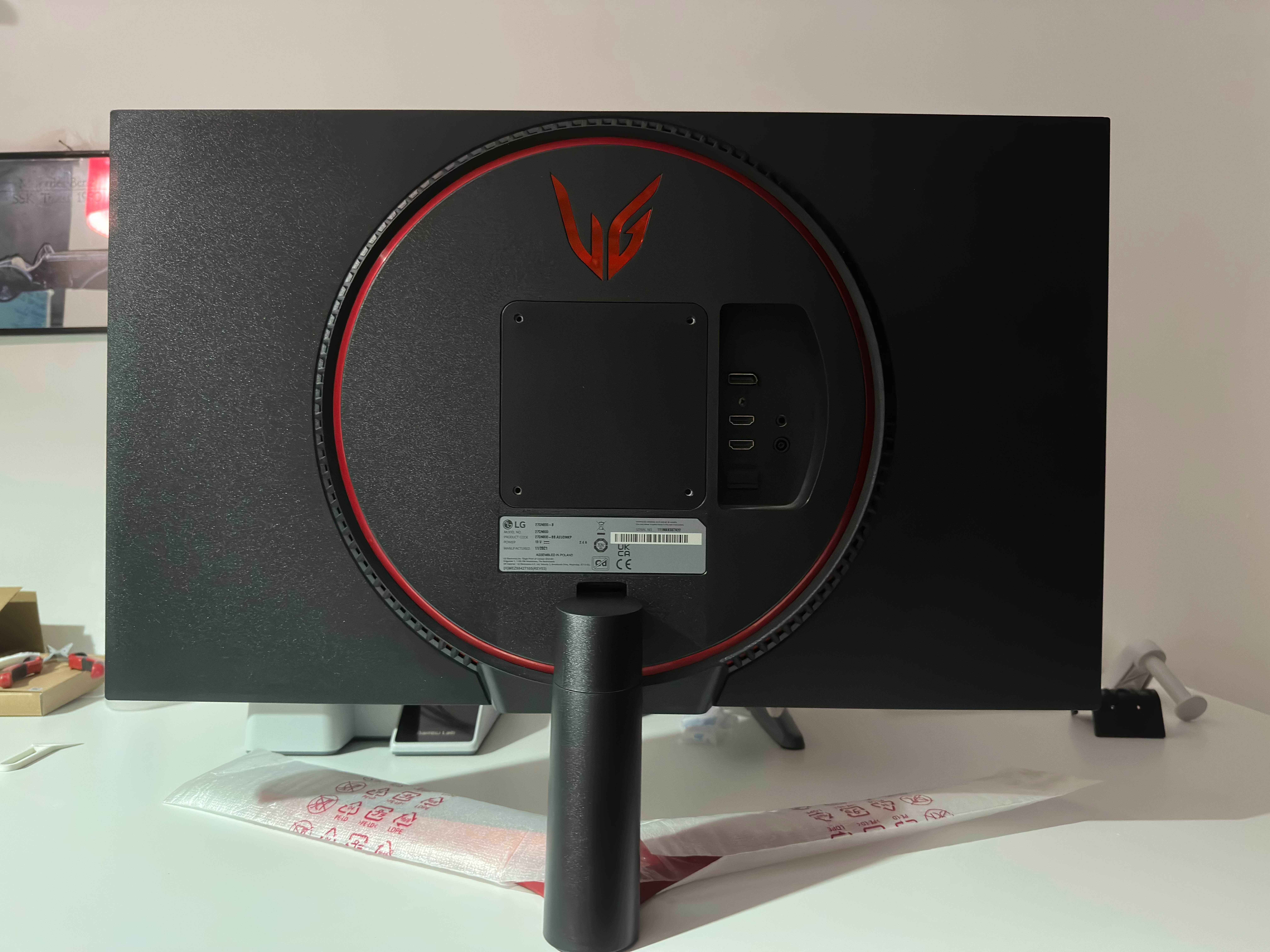 Monitor Gaming LG 27GN800-B (27'' 2K 1 ms - 144 Hz)
