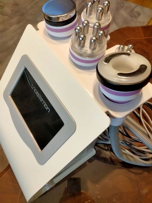 Sprzedam kombajn kosmetyczny używany do liposukcji.