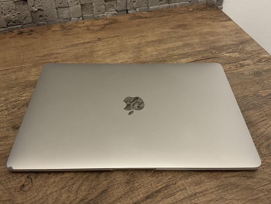 Apple Macbook Air 2020 M1 8gb/256gb повний комплект
