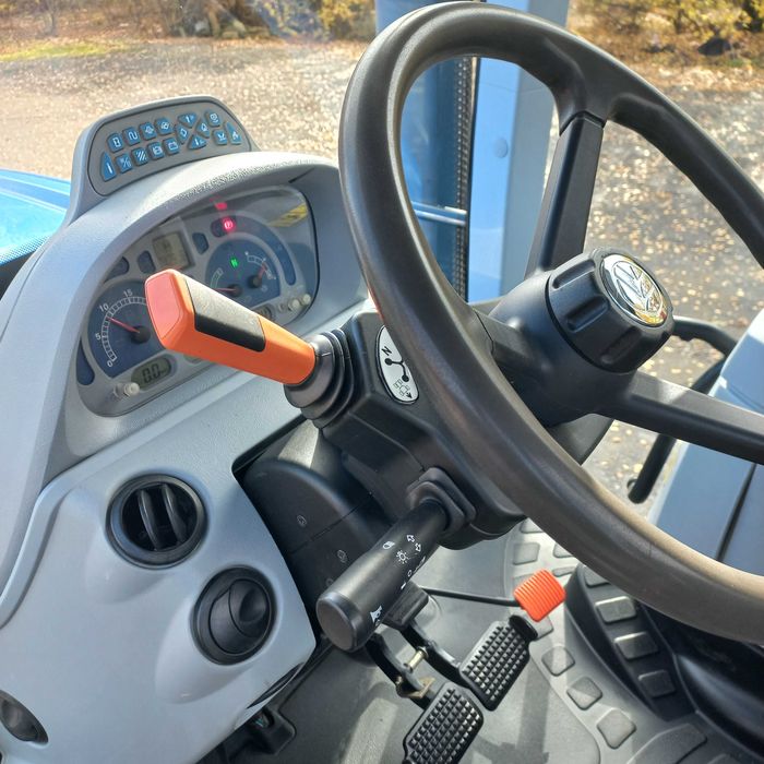 Продам трактор 
New Holland Т7060  2018 рік