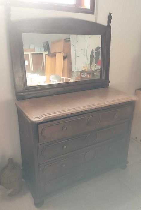 Cómoda madeira maciça com espelho