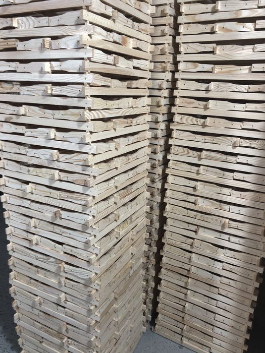 Рамки для вуликів у ЗБОРІ ДАДАН, Українська, 145