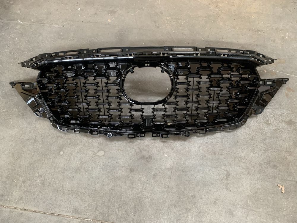 Решітка радіатора мазда цх5 mazda cx5 2022