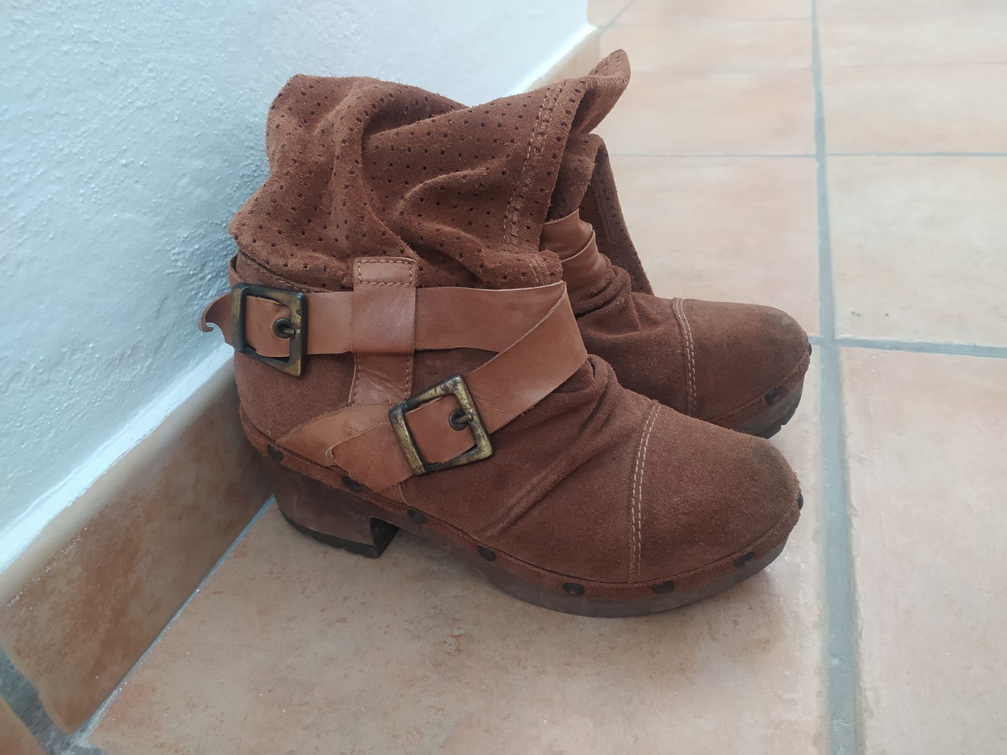 Bota de cano alto senhora