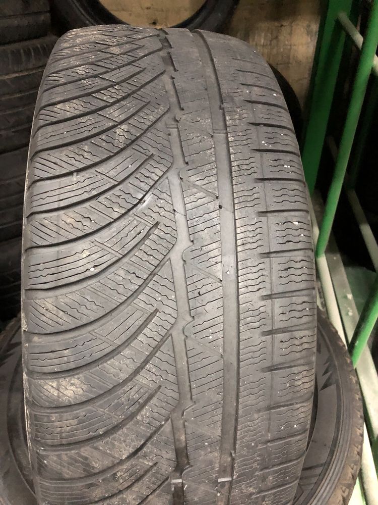 Шини зимові 235/55/17 Michelin