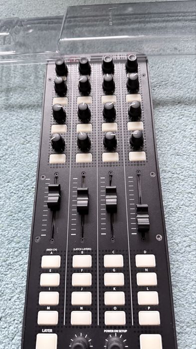 Kontroler Allen & Heath XONE K2 + decksaver