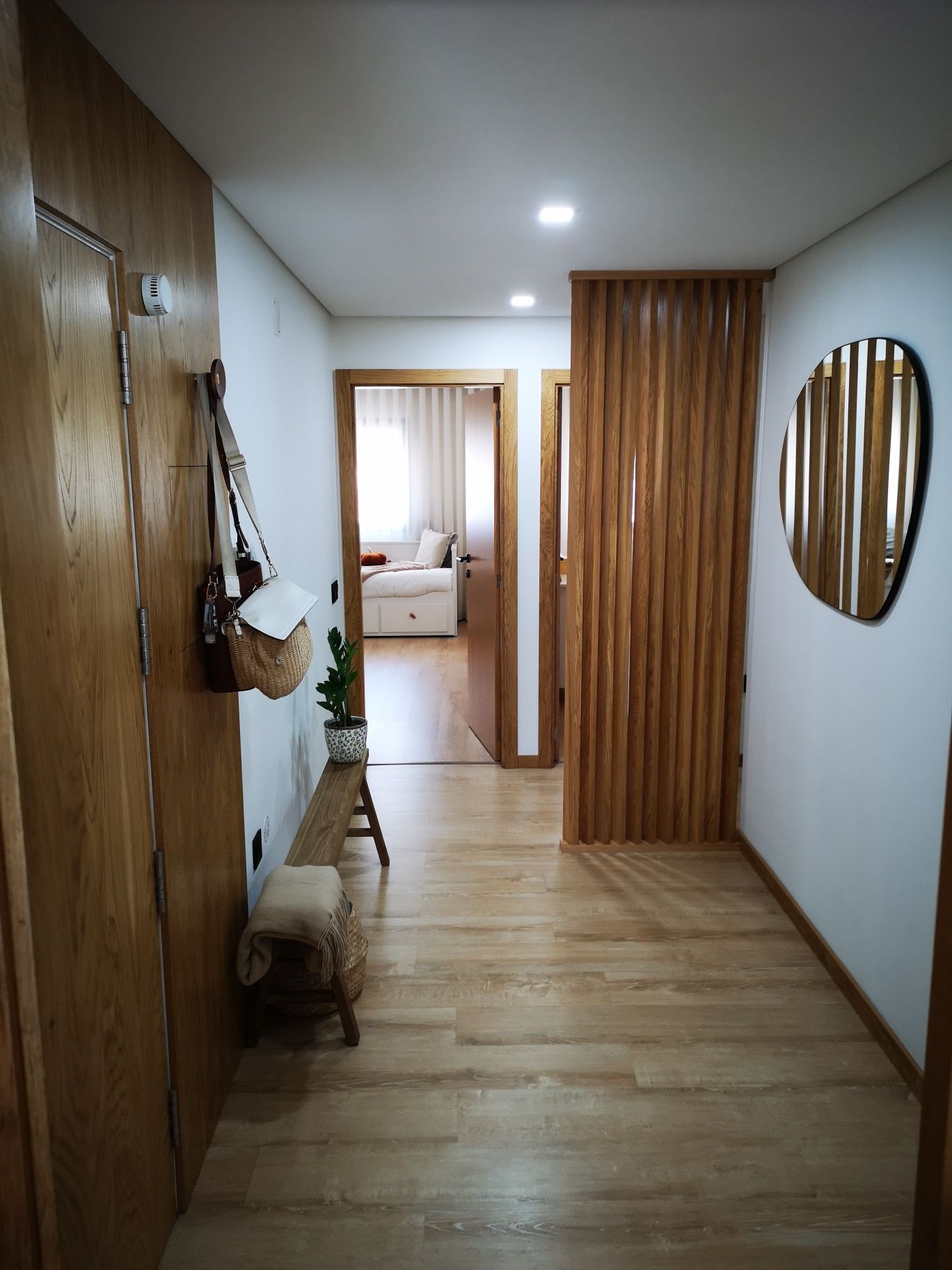 Vendo apartamento T3 em Creixomil, como novo, completamente restaurado