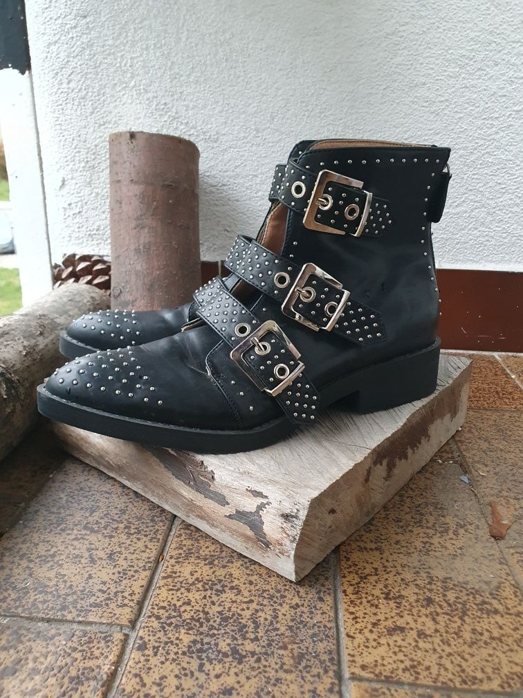 Gotyckie botki z klamrami gothic pikes trad goth