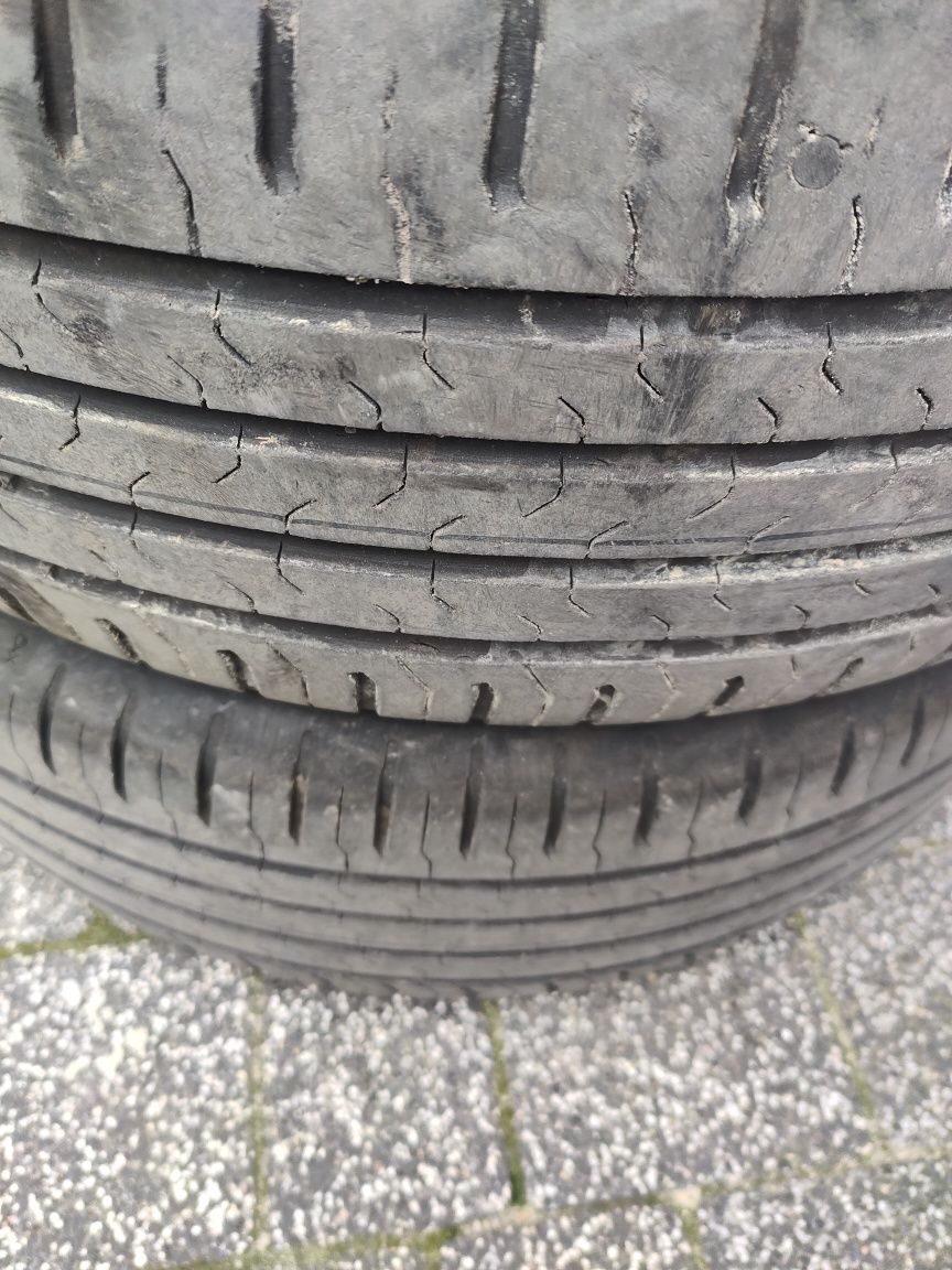 Opony Continental 215/55 R18