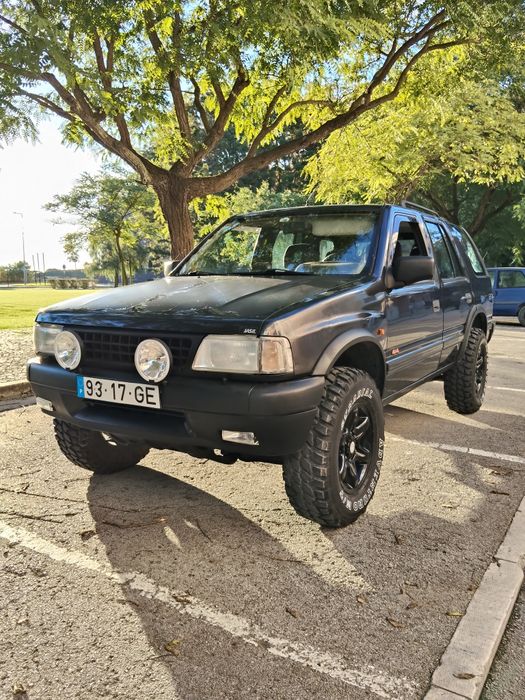 Opel Frontera 2.8