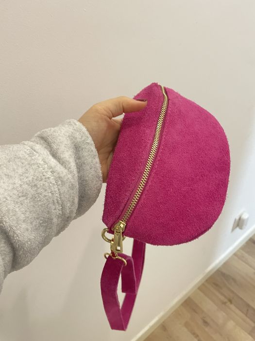Bolsa cor de rosa em pele
