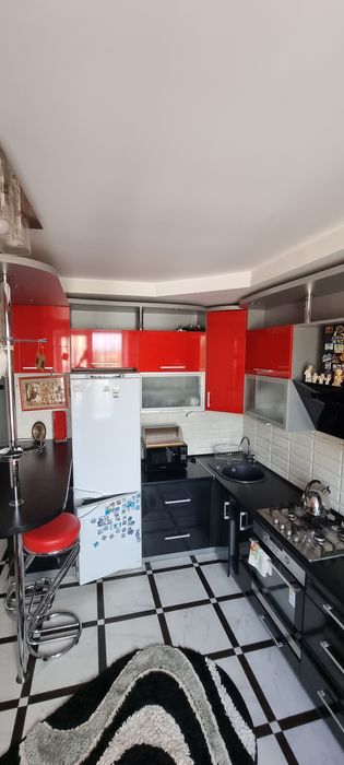 Подобово посуточно. ВІЛЬНА.