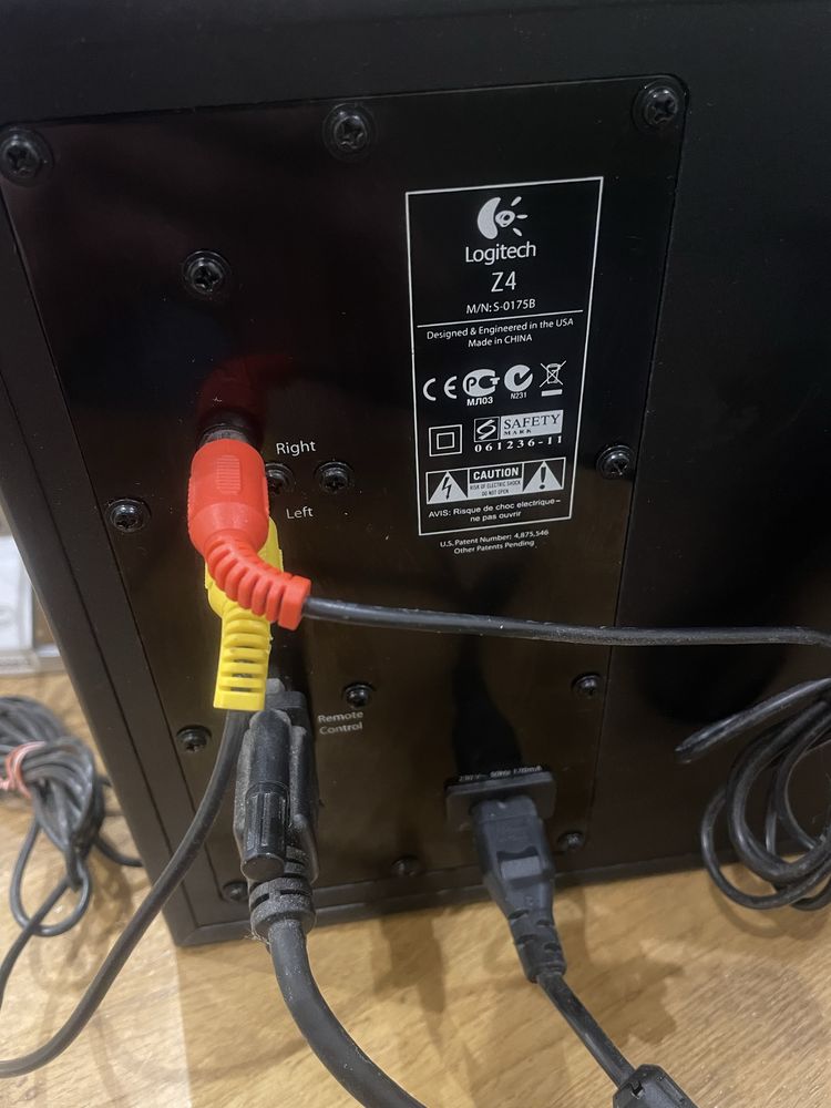 Głośniki 2.1 Logitech Z4 subwoofer jak z2300 z623