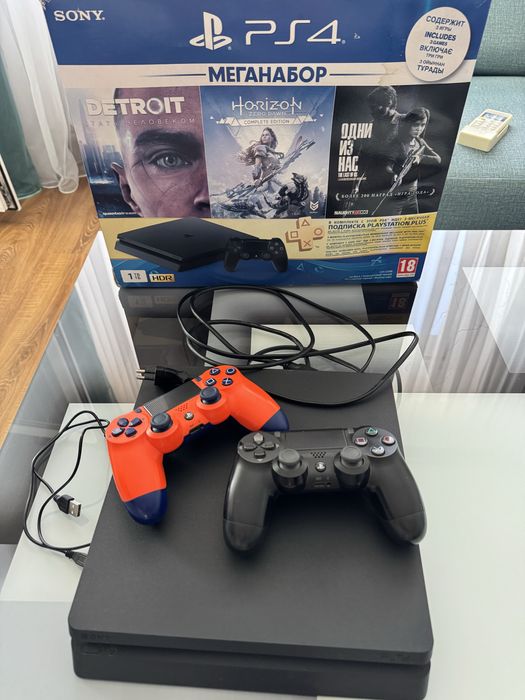 Sony Playstation 4 slim 1 tb