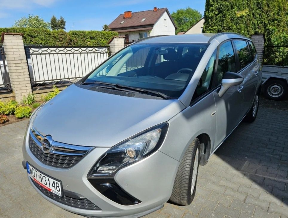 Opel Zafira 1999 CM3