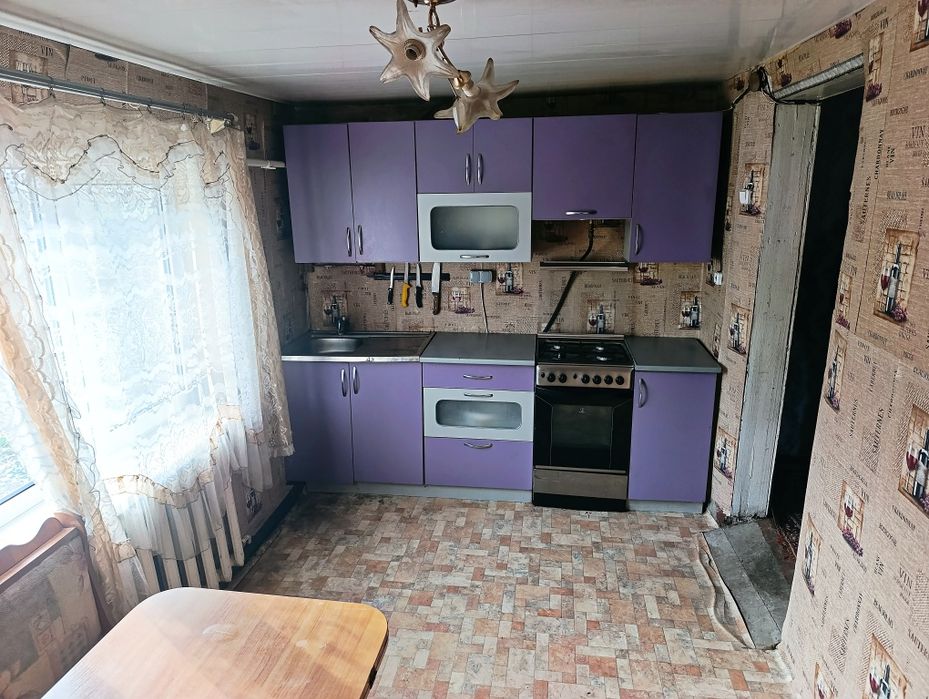 Продаю будинок с. Леськи/центр села