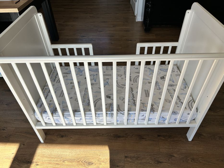 Łóżeczko dziecięce 120x60 Woodies