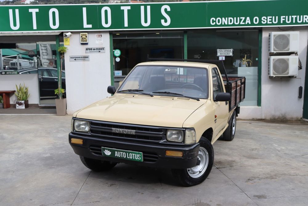 Toyota Hilux 2.4 D LN110L Cx Mad. C.E