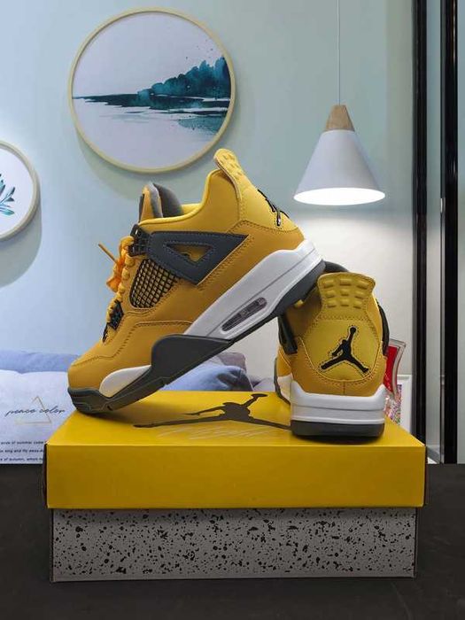 Buty meskie Mokasyny Nike Air Jordan 4 retro tour yellow R.41
