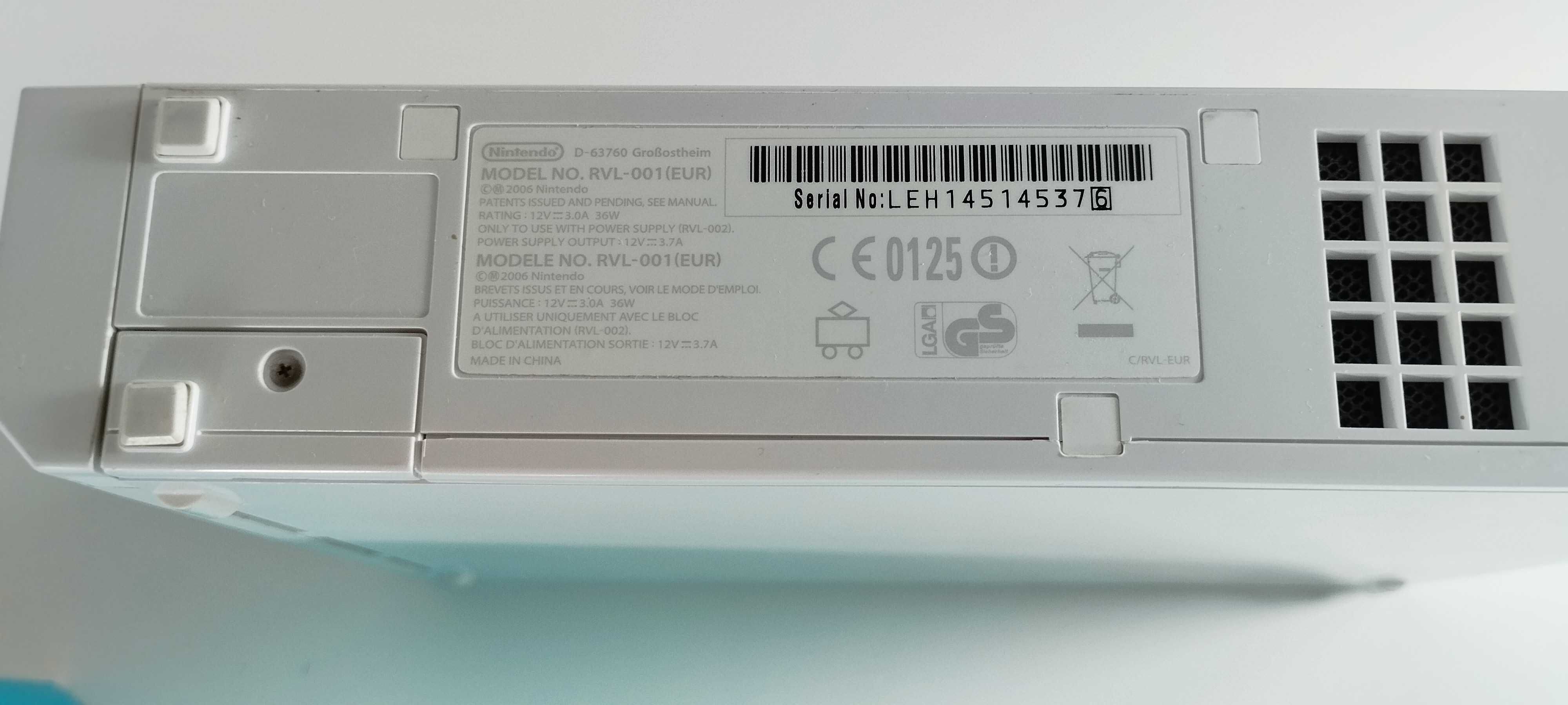 Nintendo Wii Branca com caixa e acessórios