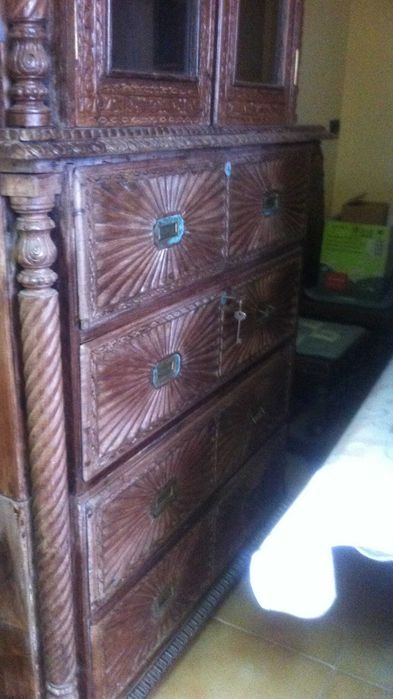 Moveis indianos com mais de 100 ANOS