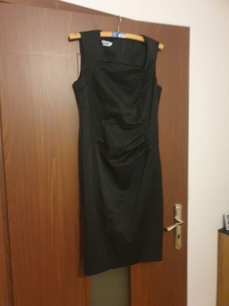 Sukienka wizytowa czarna 42