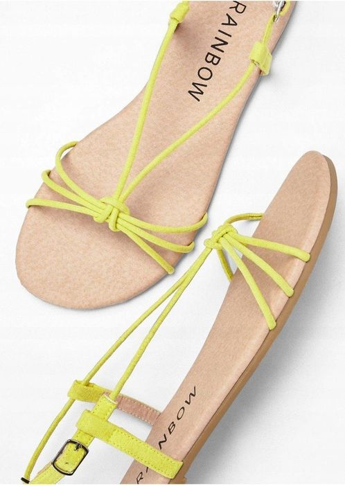 B.P.C sandały z koniakowymi paskami ^40