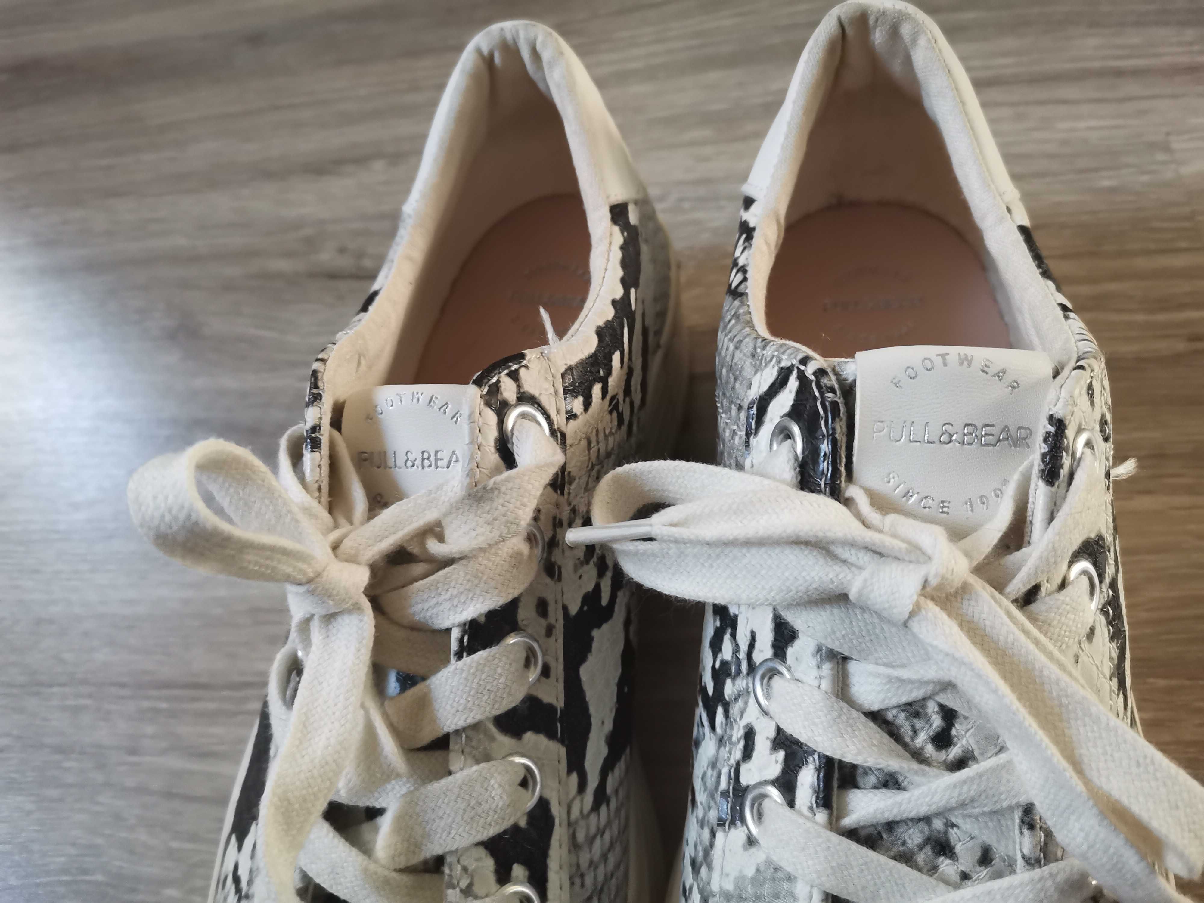 Buty na grubej podeszwie 39 Pull&bear