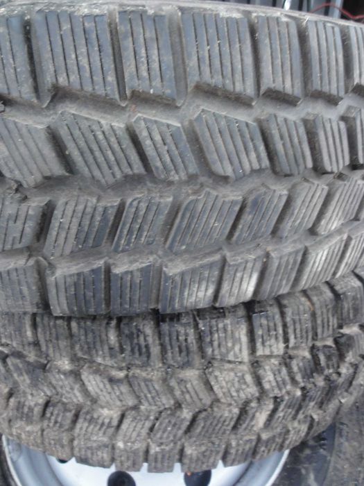 opony zimowe 215/65/16C