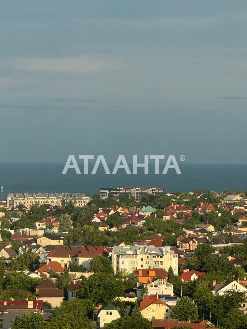 Дизайнерская с прямым видом на море Омега, 2 спальни+кухня-студия
