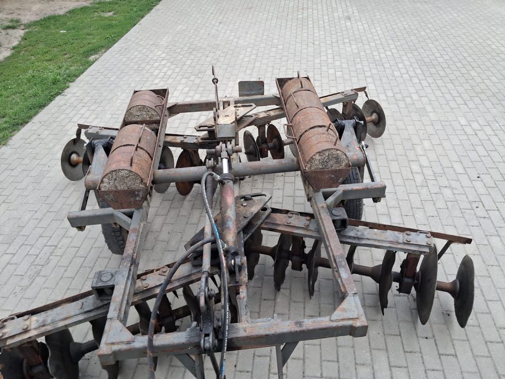 Talerzówka hydrauliczna podnoszona 3,2m