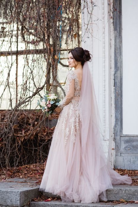 Авторська сукня ручної роботи — ідеальна на весілля, розпис або вечір