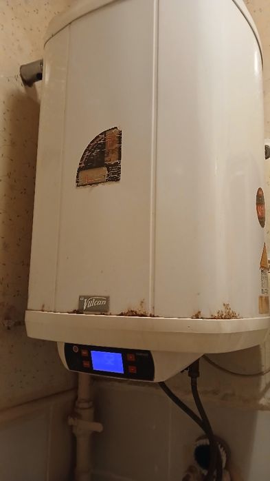 Bojler elektryczny 60l